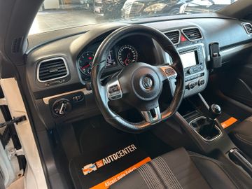 Volkswagen Scirocco *PANORAMA*NAVI*PDC*KLIMA*2-ZONEN*