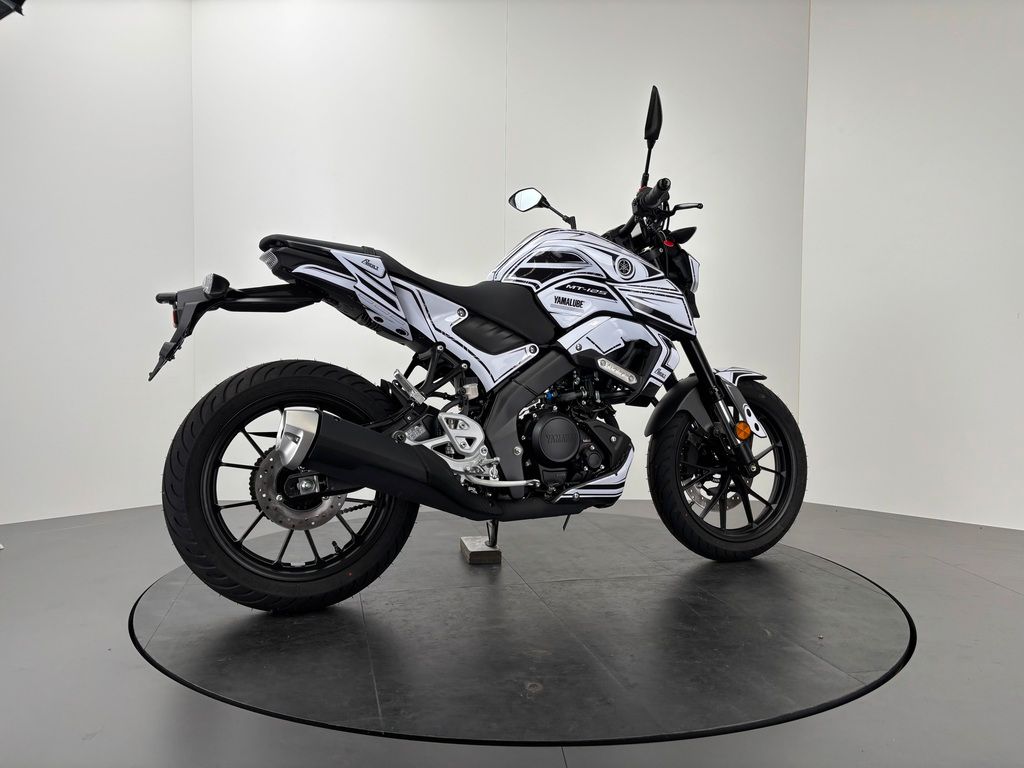 Fahrzeugabbildung Yamaha MT-125 *HERBST DEALS*YAMAHA RIDER FOLIERUNG