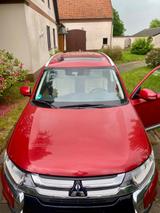 Mitsubishi 2.0 4WD TOP CVT LbF - Mitsubishi Outlander in Bremen