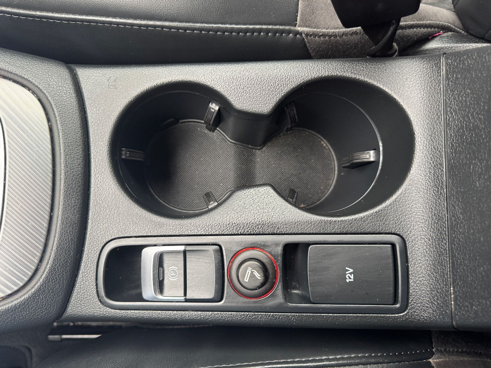 Fahrzeugabbildung Audi Q3 2.0 TDI QUATTRO S-TRONIC S-LINE SPORTPAKET