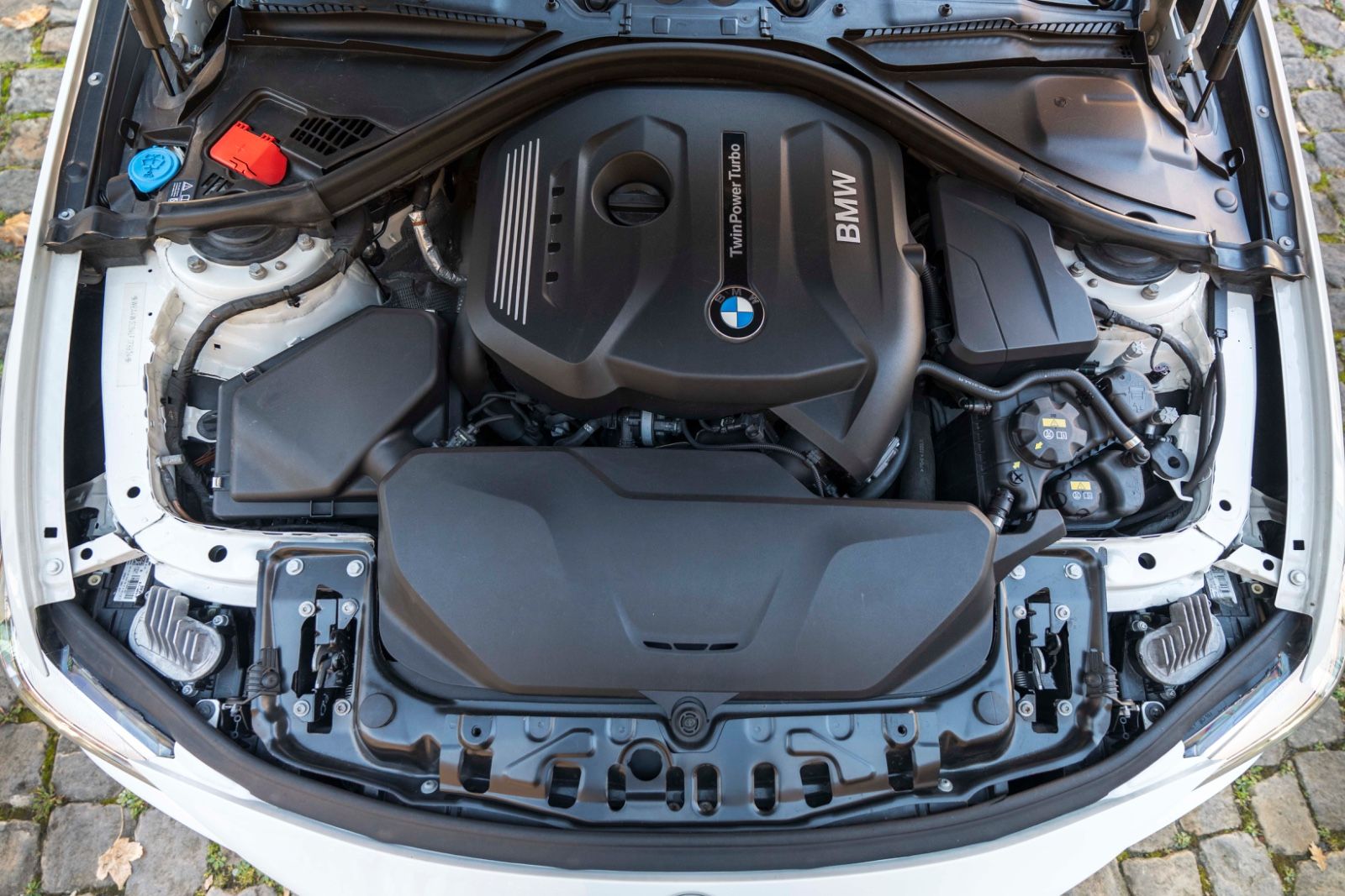 Fahrzeugabbildung BMW 430i Coupé M-SPORTPAKET HUD KAM LED H&K TOTW
