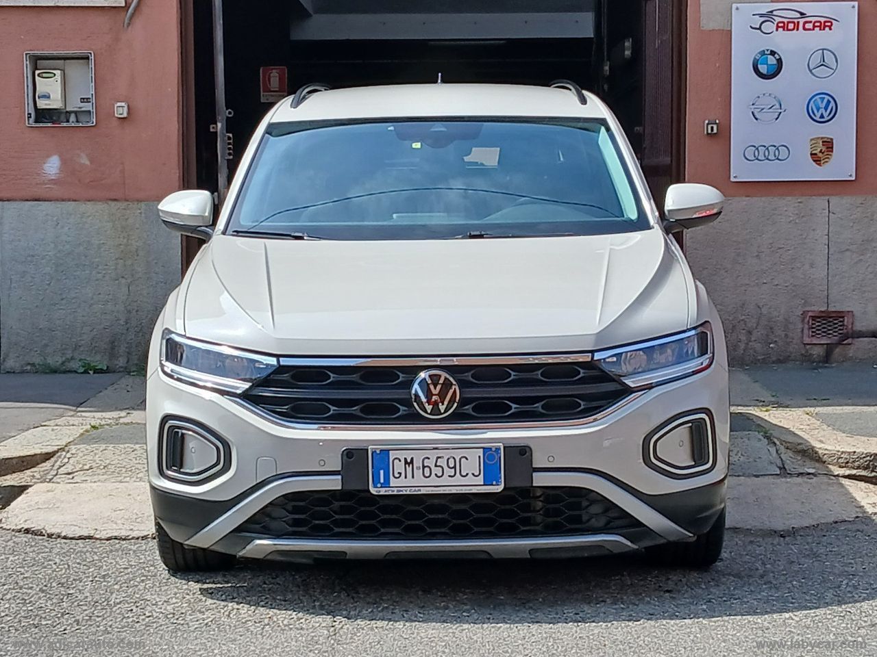 Other VOLKSWAGEN T-Roc 2.0 TDI SCR Life imagem 2