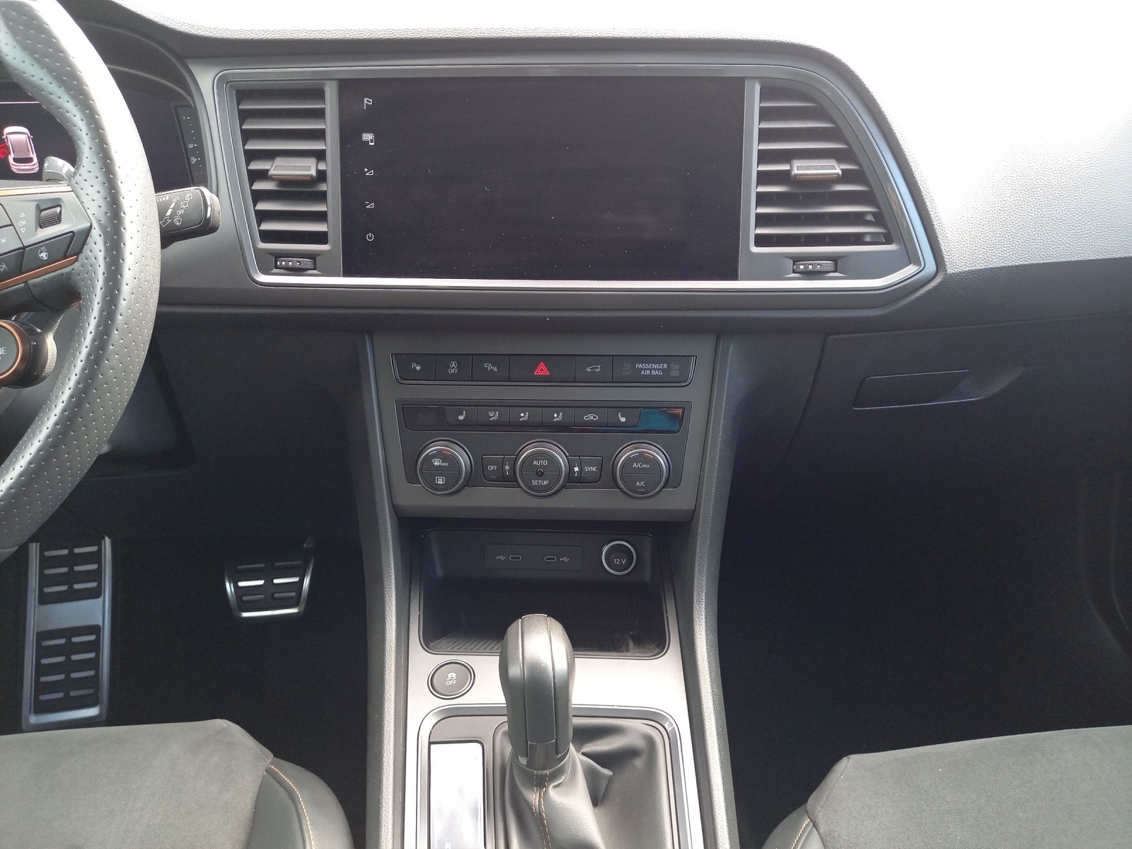 Fahrzeugabbildung CUPRA Ateca Edition VZ 2.0 TSI 4DRIVE DSG ACC LED AHZ