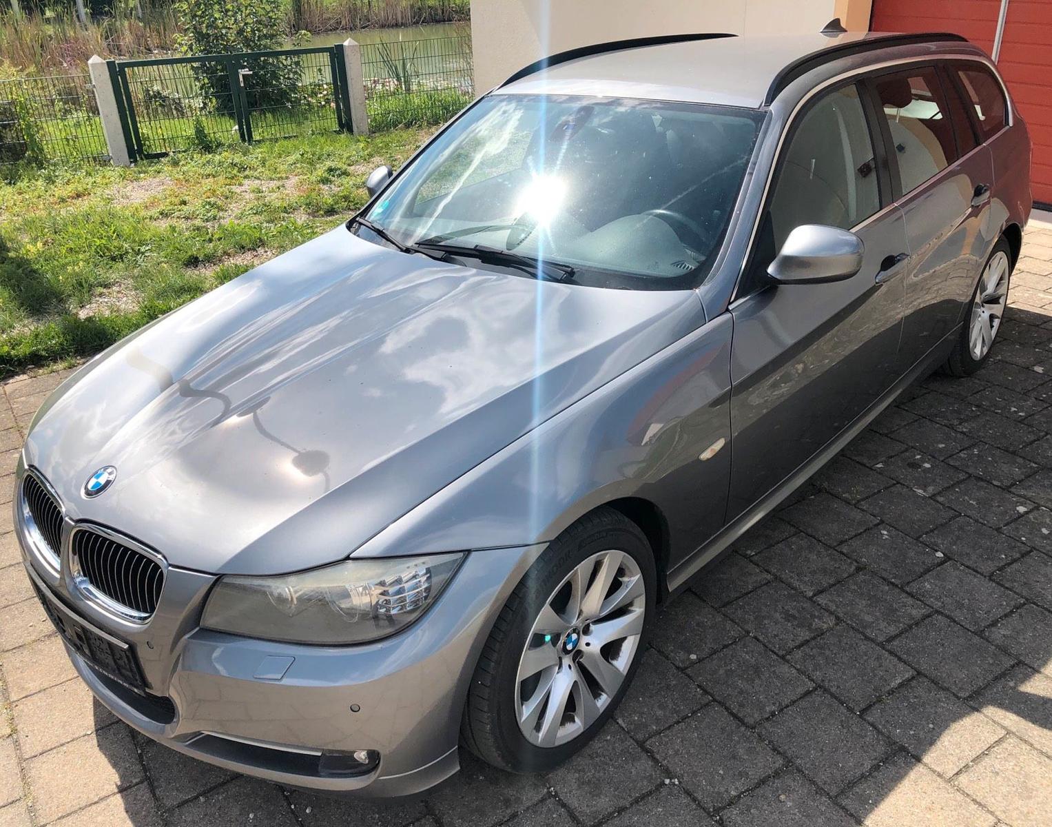 BMW 318, 2010