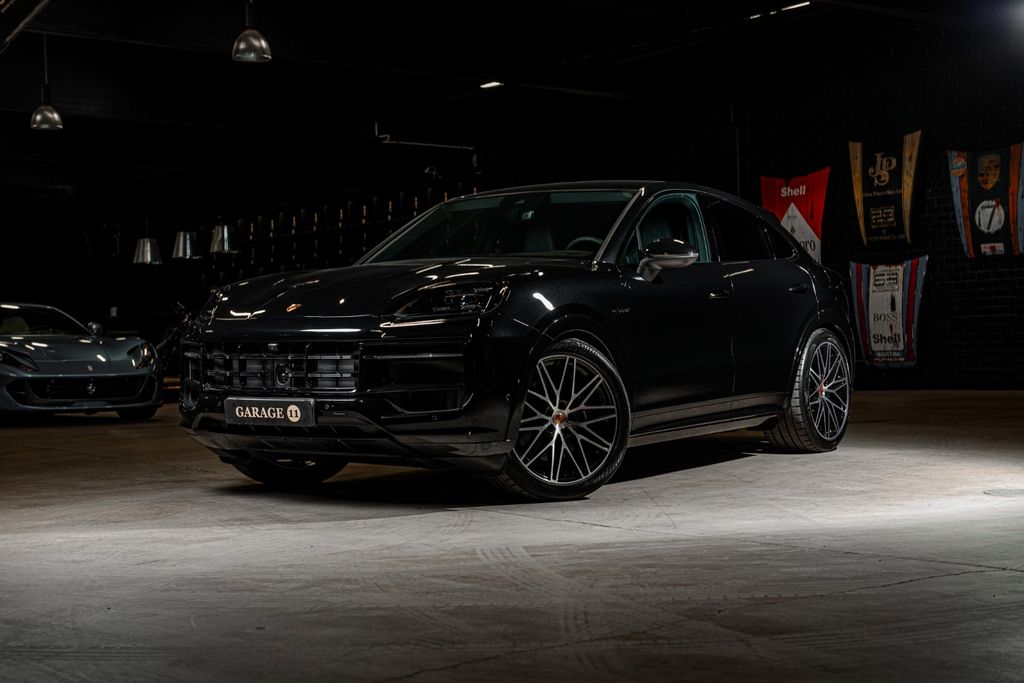 Porsche Cayenne Coupe E-Hybrid / SportDesign / Pass.Disp