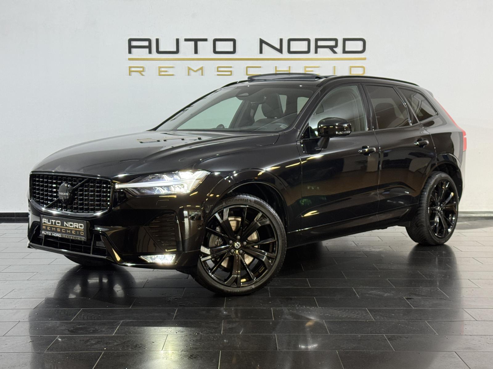 Volvo XC60 B5 Ultimate Black AWD*Pano*B&W*ACC*AHK*HUD*