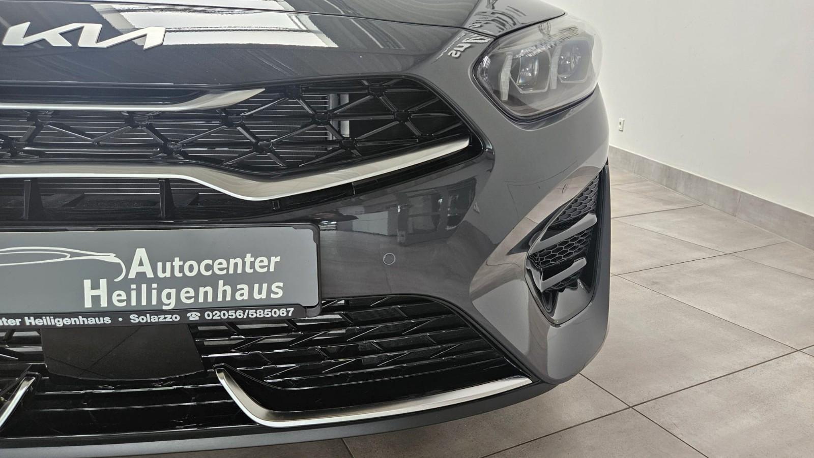 Kia CEED SW GT Line DCT Navi Pano Kamera Technologie