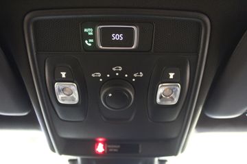 Fahrzeugabbildung Renault Captur E-TECH Plug-In hybrid 160 engineered