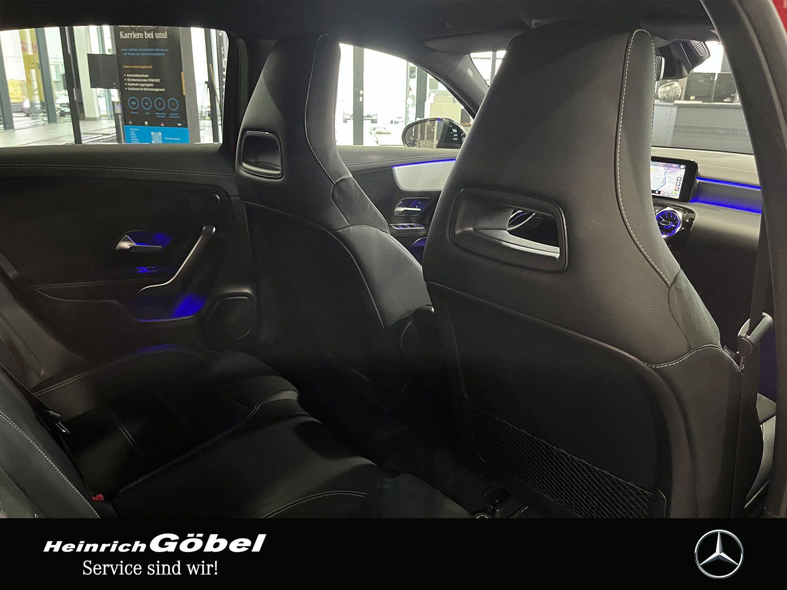 Fahrzeugabbildung Mercedes-Benz A 250 4M AMG+KAMERA+FAHRASSIST-P.+NIGHT+CARPLAY