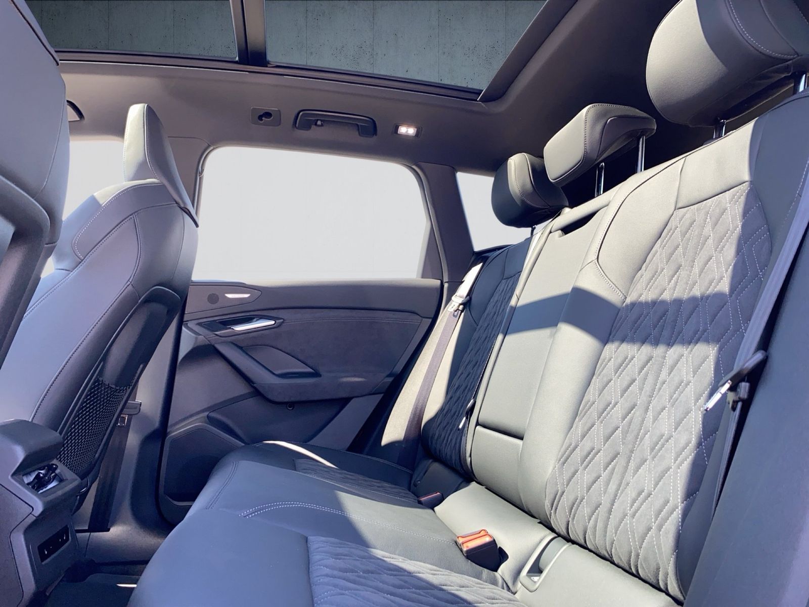 Audi Q6 e-tron - Bild 12