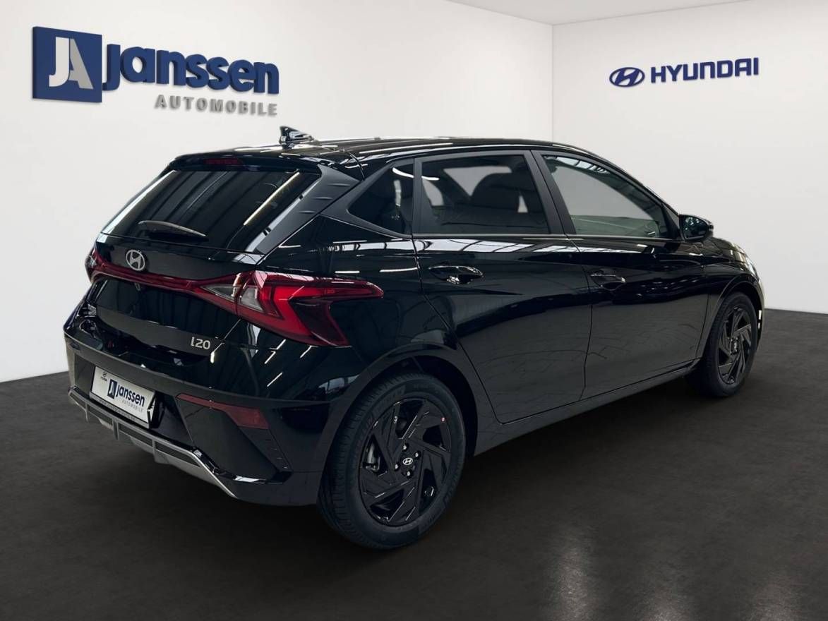 Fahrzeugabbildung Hyundai i20 (MY26) 1.0 T-GDI (90 PS) 7-DCT Blackline
