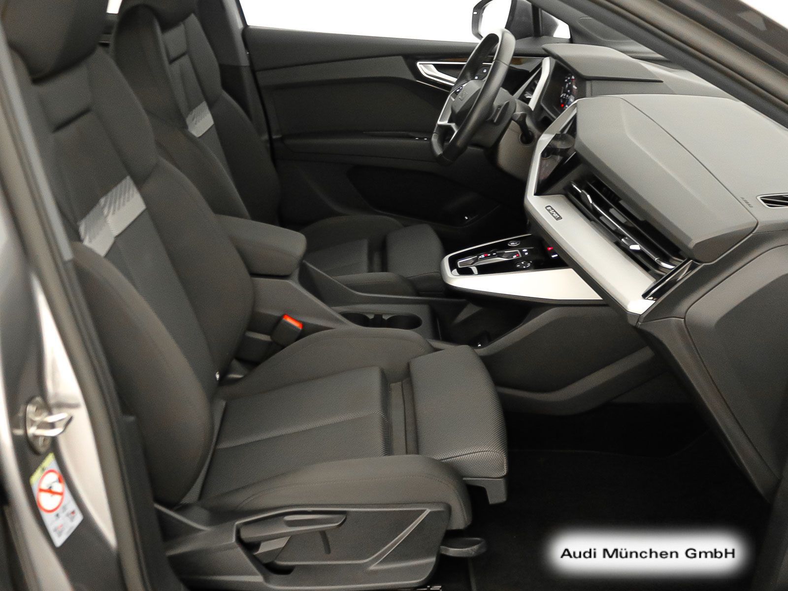 Audi Q4 e-tron 45 S line 20 Zoll Navi foto 13
