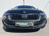 Skoda Octavia Combi 2.0 TDI Style First Edition 125€ m - Skoda Octavia: Edition