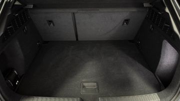 Fahrzeugverkauf 32 Audi A3 Sportback S line Pano Sonos Matrix