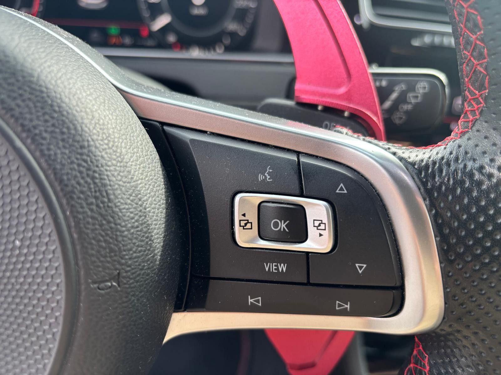 Fahrzeugabbildung Volkswagen Golf GTI TCR AKRAPOVIC-DYNAUDIO-ACC-RFK-DCC-ALC.