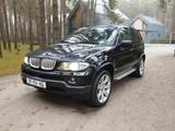 BMW X5 4.8is -