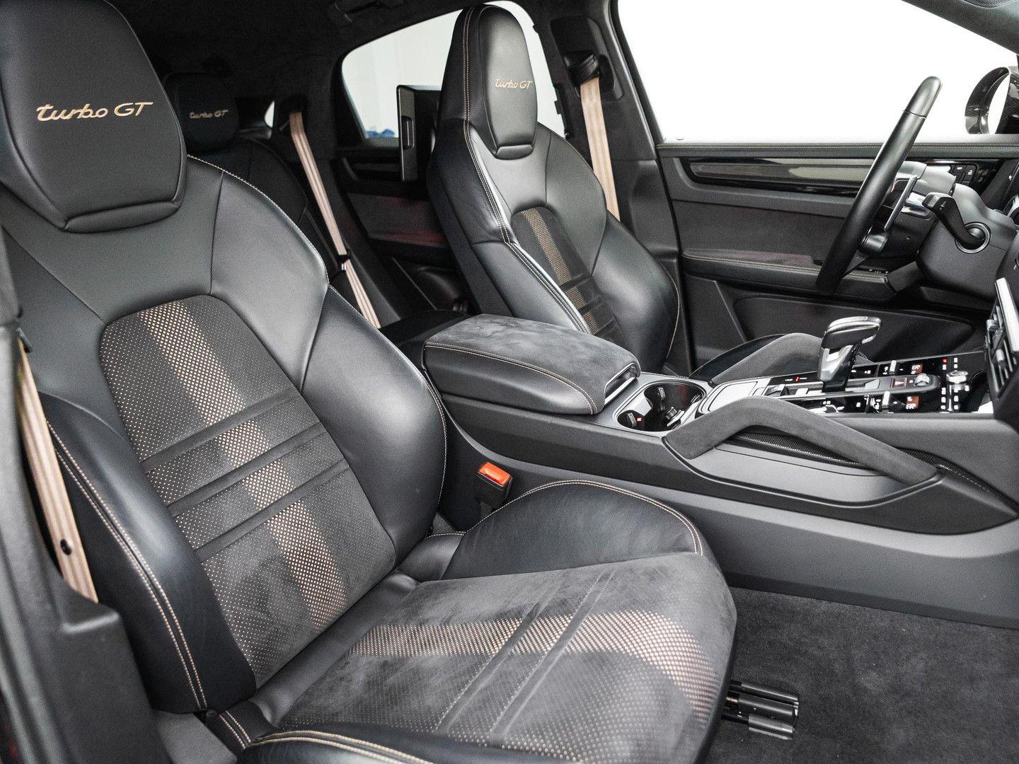 Porsche Cayenne Coupé 4.0 Turbo GT