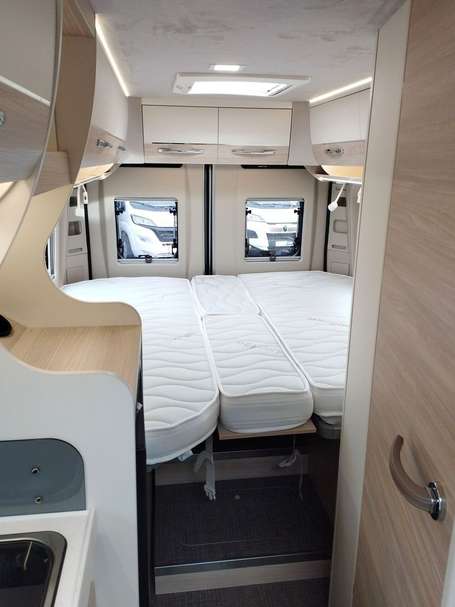 Fahrzeugabbildung Eura Mobil Van V 635 EB Automatik, 180 PS, Fahrassistenz
