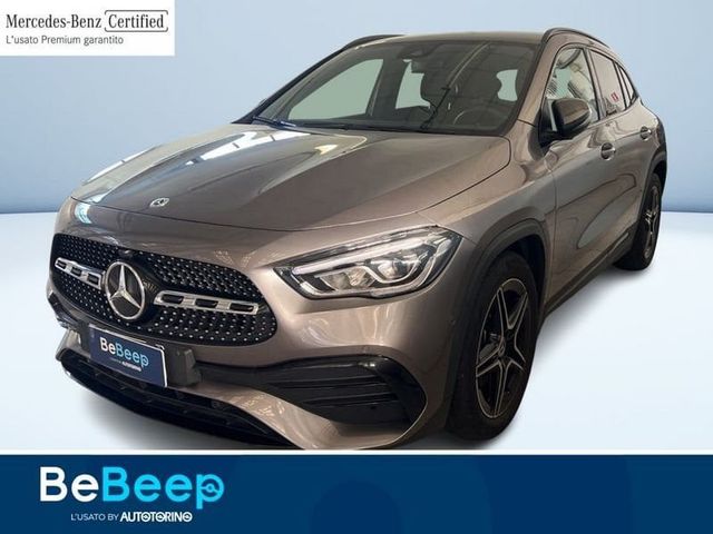 Mercedes-Benz GLA 200 D PREMIUM AUTO