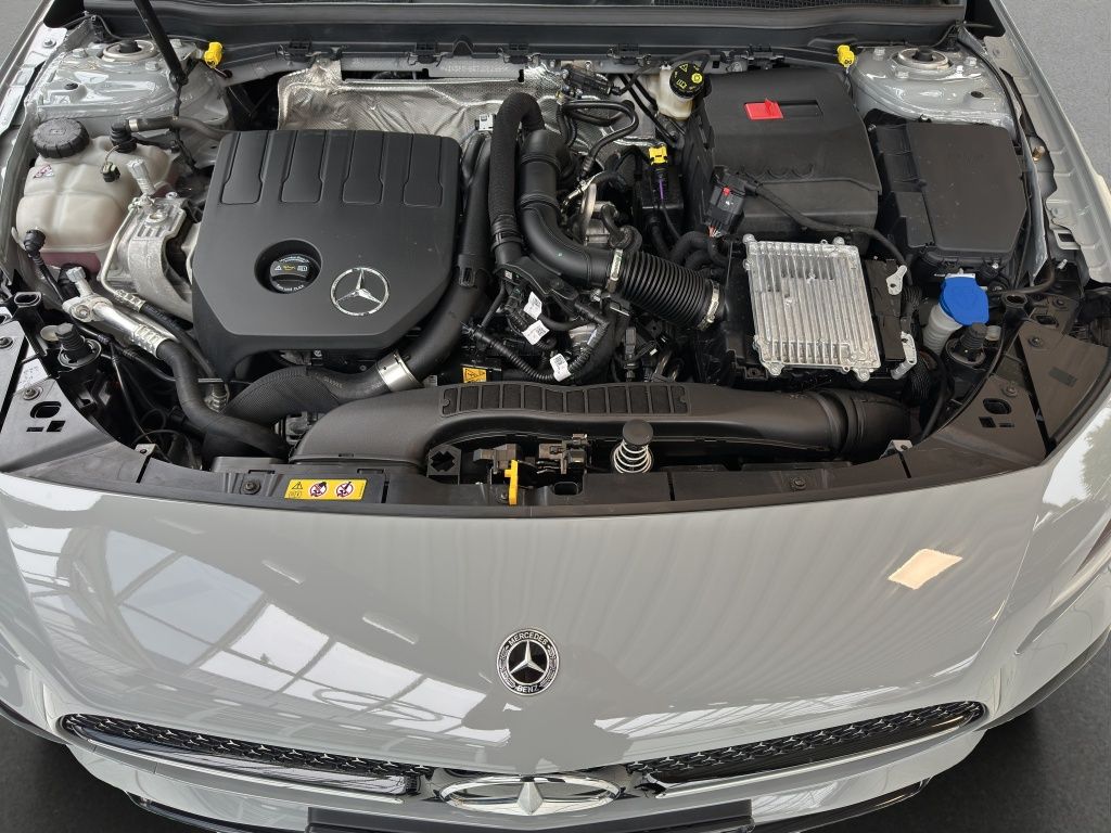Fahrzeugabbildung Mercedes-Benz A 200 Kompaktlimousine AMG Line*Night Paket*LED