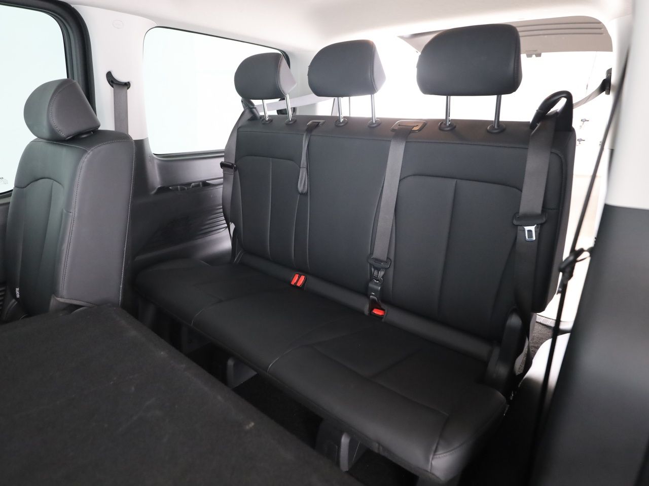 Hyundai Staria – Bild 21