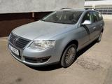 Volkswagen Passat Var. 2,0 TDI DSG 2. Hand Euro 5 - Volkswagen Passat: Kombi, 2.5