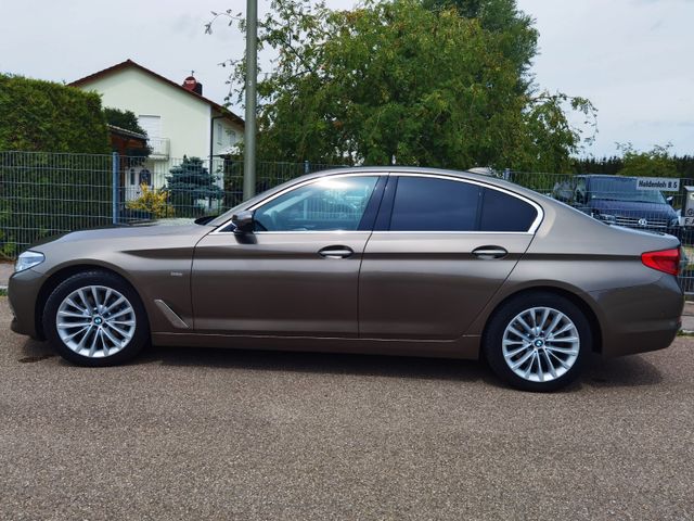 BMW 530 Baureihe 5 Lim. 530 d xDrive Luxury Line