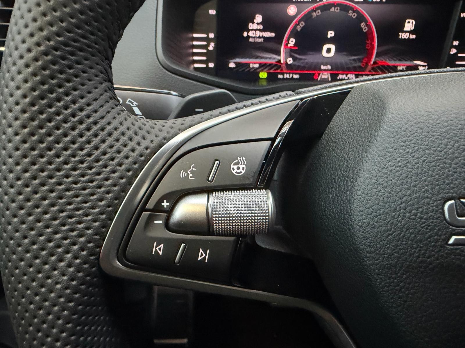 Skoda Karoq Sportline#5J.Gar#Matrix#360°#AHK#Navi#App