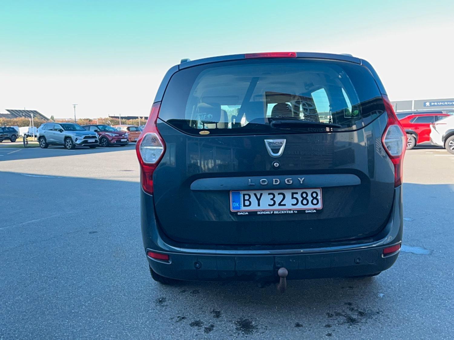 Dacia Lodgy 2015 — photo 9