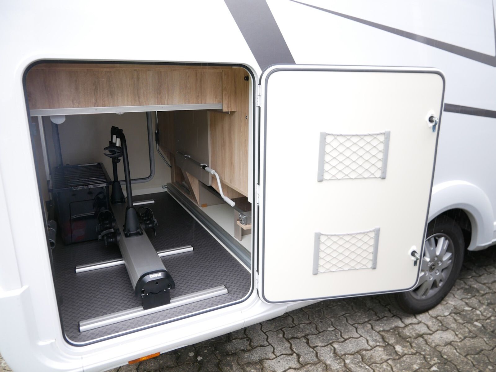 Fahrzeugabbildung Eura Mobil Profila T 726 QF Luminary -S SAT/SOLAR/VeloSlide