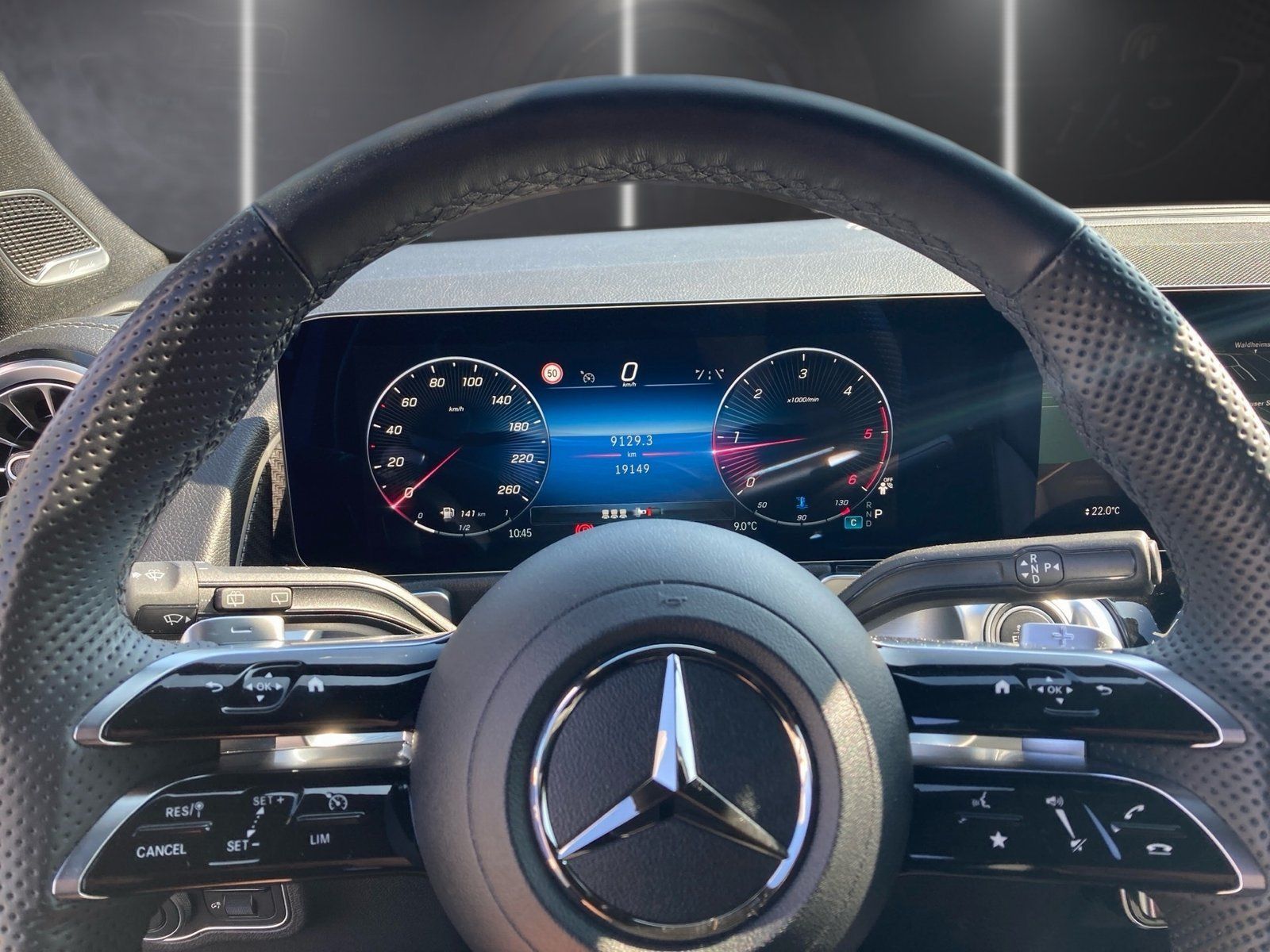 Fahrzeugabbildung Mercedes-Benz GLB 220 d 4M AMG*AHK*STDHZG*Leder*Burmester*Beam