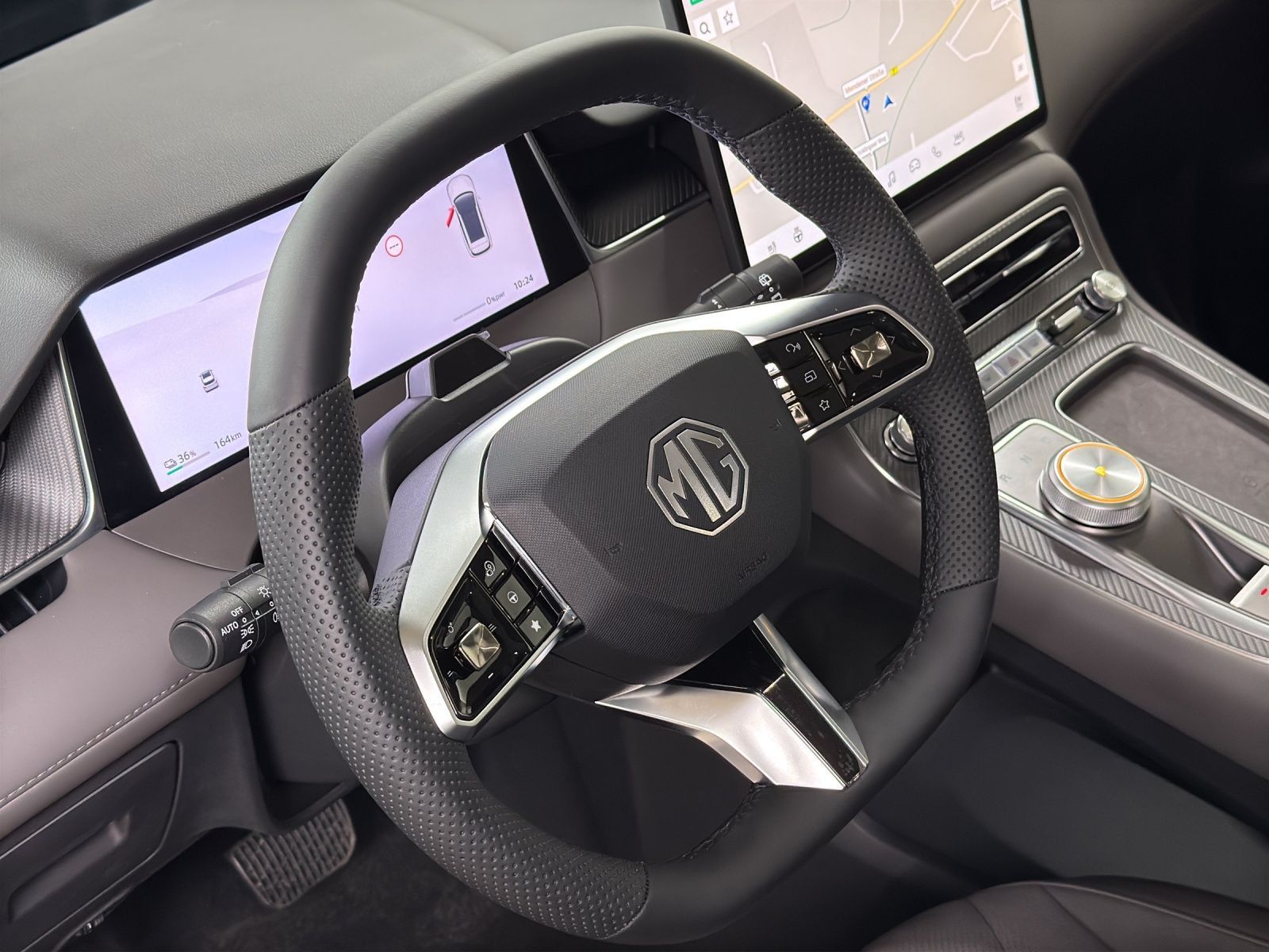 MG S6 EV