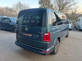 Volkswagen T6 Multivan Highline 4Motion,Pano,Leder,LED,Cam - mit Diesel-Antrieb: Grün, Standheizung