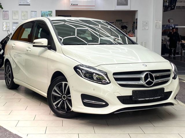 MERCEDES-BENZ B 180 Urban Automatik Navi RueFaKa Teilleder AHK