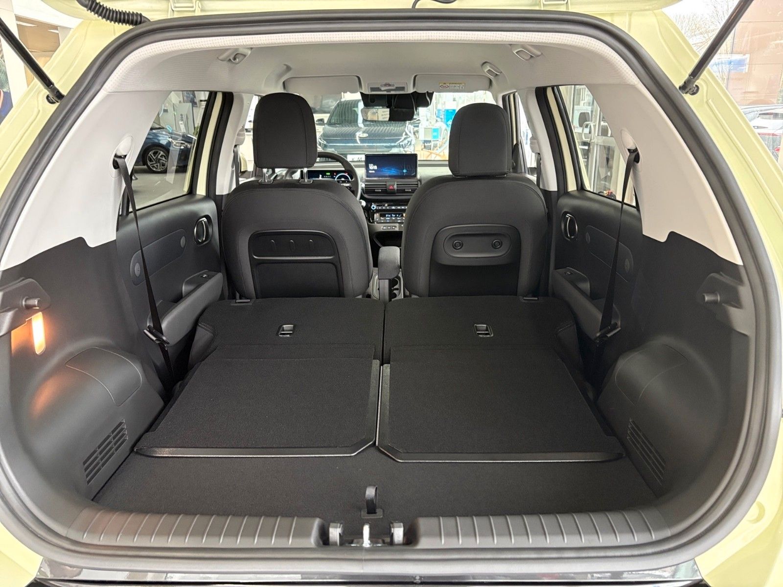 Fahrzeugabbildung Hyundai INSTER Elektro 42kWh Trend