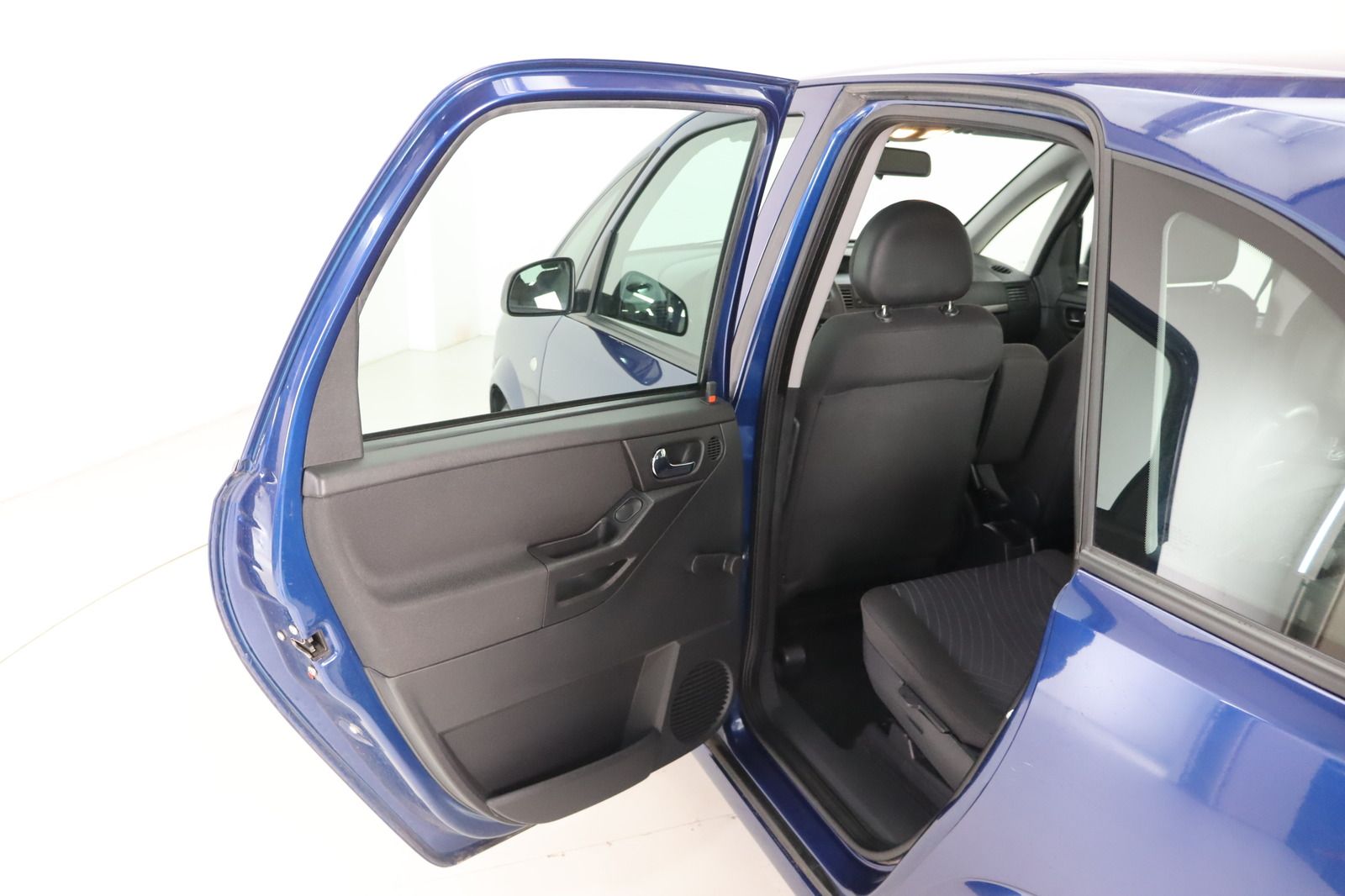 Fahrzeugabbildung Opel Meriva 1.4 HU/AU 11.26 Edition