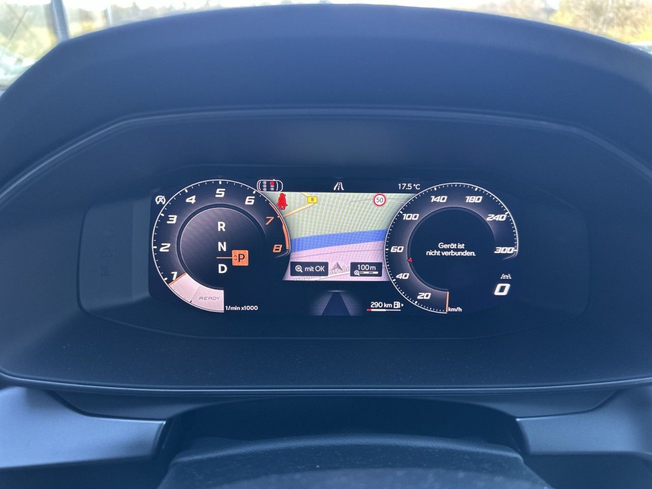 Fahrzeugabbildung CUPRA Leon Sportstourer VZ 2.0 TSI 333 PS DSG 4Drive - mit KI generiert/bearbeitet
