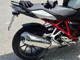 BMW Rot / weisse R 1200 R - BMW AUTOMATIK