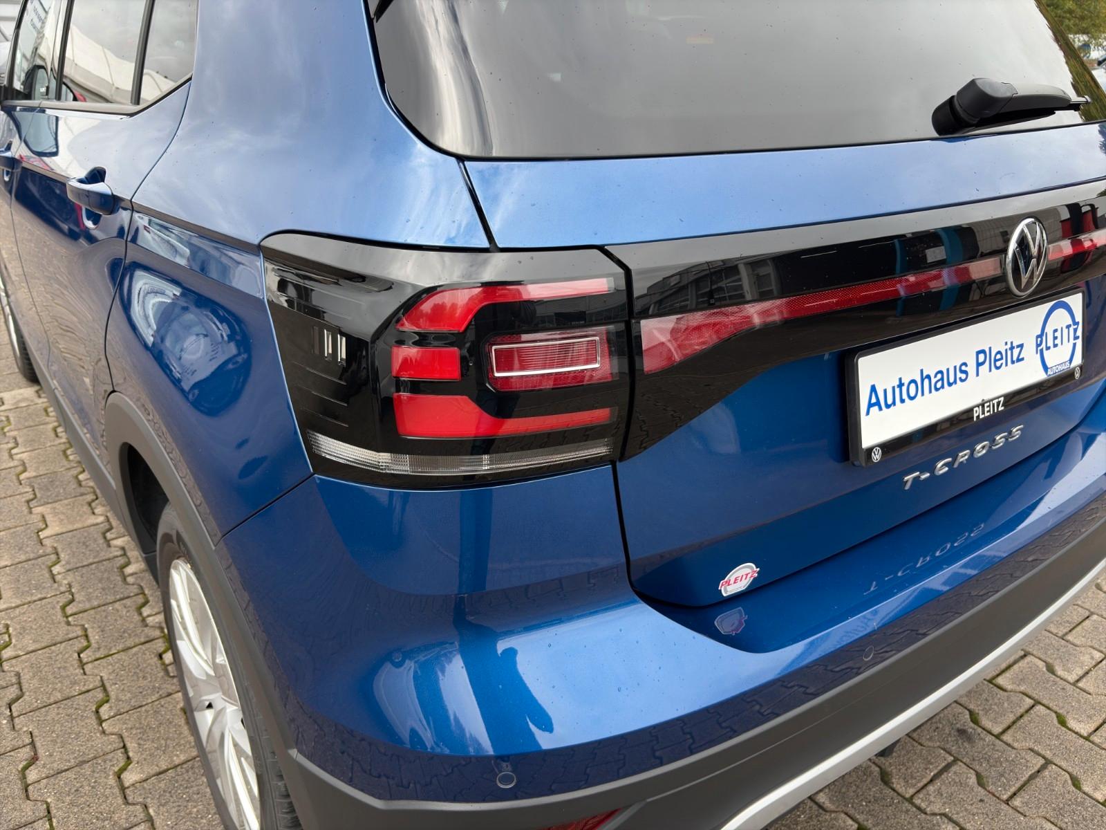 Volkswagen T-Cross Life ACTIVE  1.0 TSI DSG AHK ACC Navi