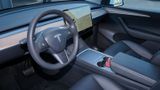 Tesla Y LONG RANGE DUAL DRIVE AWD*AHK*SoH 92,3%*PANO* - Tesla Model Y