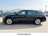 Skoda Octavia Combi Style 4x4 - Skoda Octavia: Schwarz