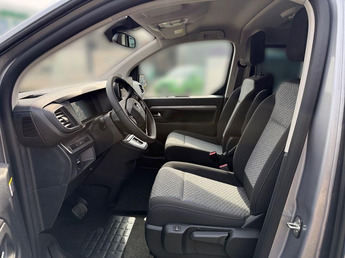 Fahrzeugabbildung Opel Zafira Edition M Kombi 180 AT