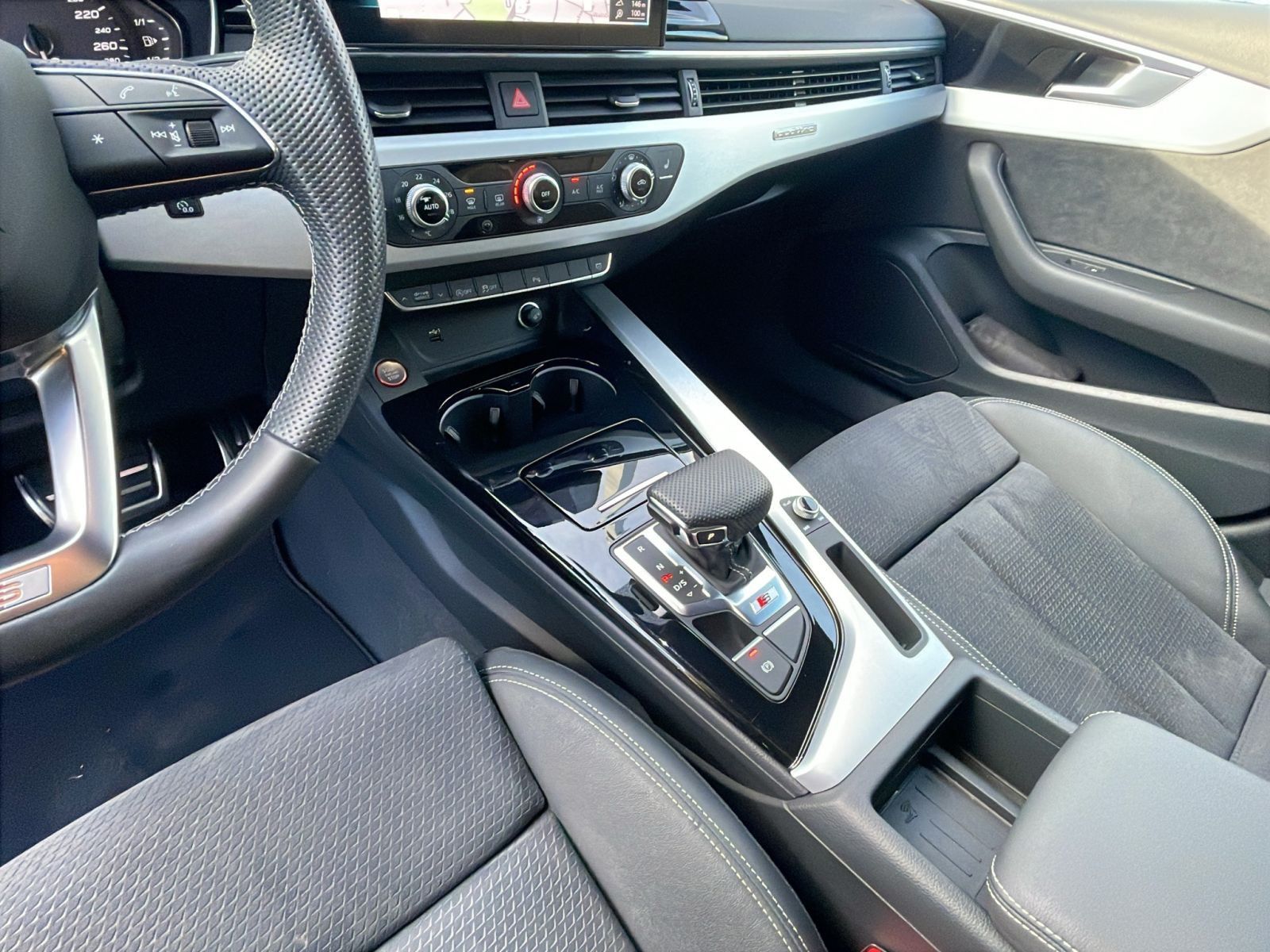 Audi S4 - Bild 16