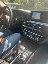 BMW 520i Touring A - - BMW 5er Reihe aus 2019