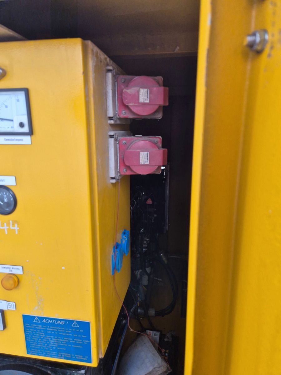 Fahrzeugabbildung Andere Polyma LA0400185T68W Lichtmastanhänger