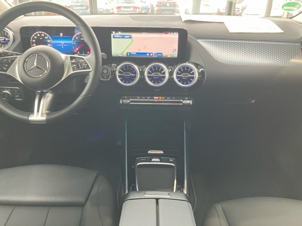 Fahrzeugabbildung Mercedes-Benz GLA 200 d AHK*Distronic*Kamera*LED*Sitzhzg*Navi*