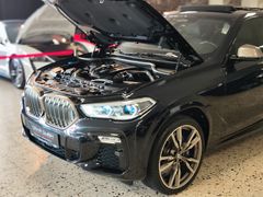 Fahrzeugabbildung BMW X6 M50 i (ICONIC/HEADUP/PANO/3D-CAM/ACC