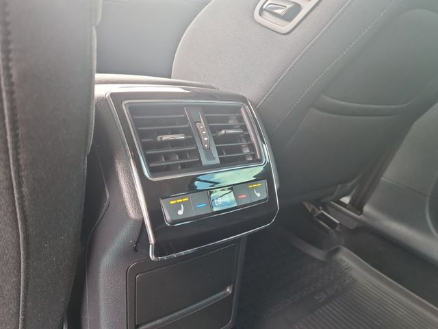 Superb Combi 2.0 TDI DSG Style