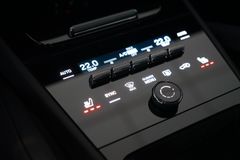 PORSCHE Cayenne GTS Coupé | Leichtbau Sport-Paket PORSCHE Cayenne GTS Coupé | Leichtbau Sport-Paket