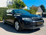 Skoda Octavia 1.4TSI Combi Active * Service u. Tüv NEU - Skoda Octavia Active mit Benzin-Antrieb
